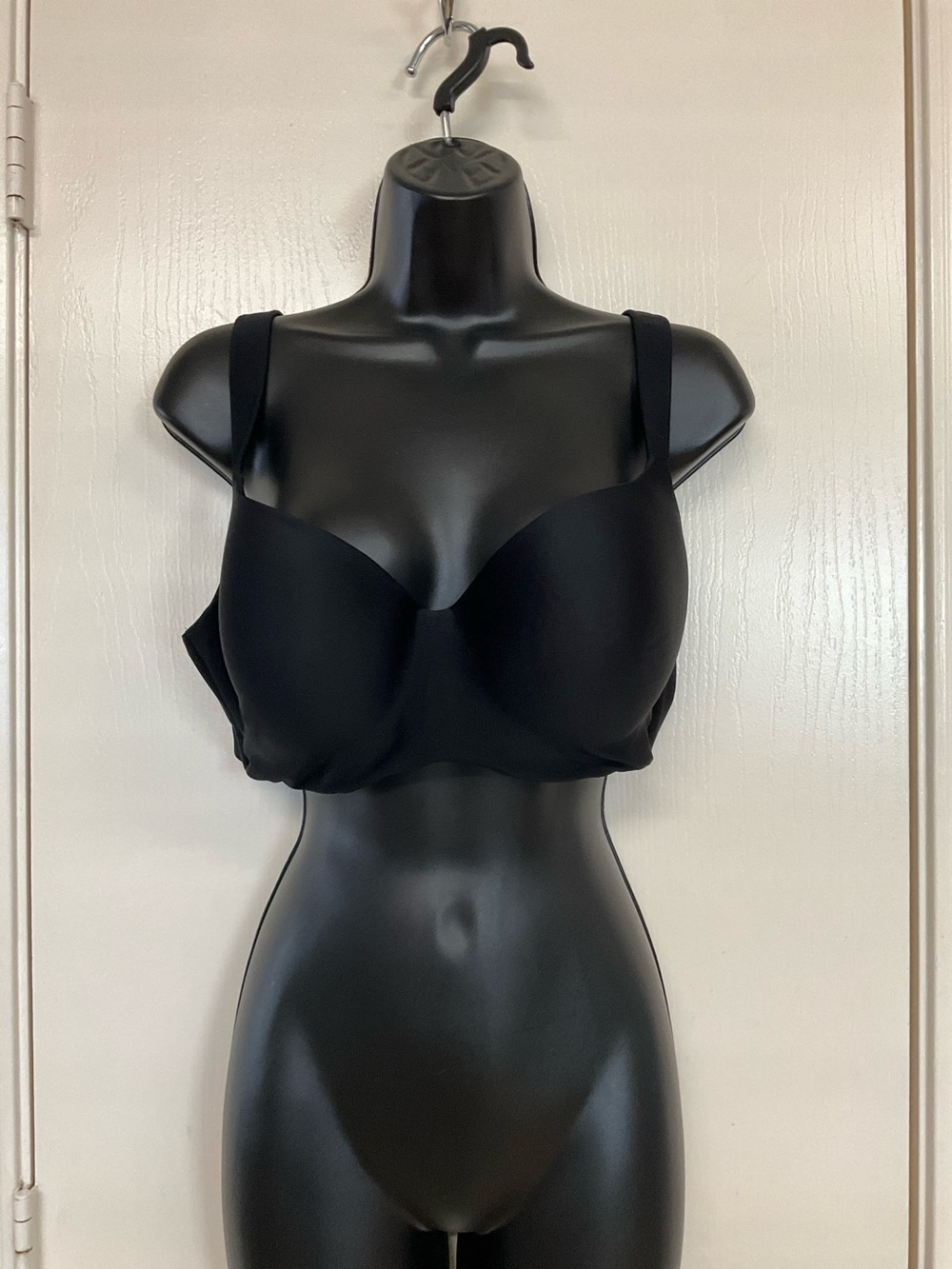 🌺$5.00 must bun🌺Ambrielle Full Figure Lightly Lined Balconette Bra Black